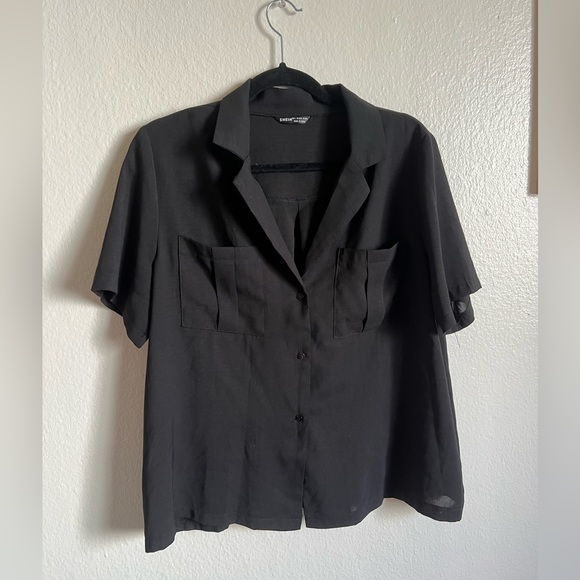 SHEIN Black Sheer Buttoned Collar Top - Picture 3 of 4